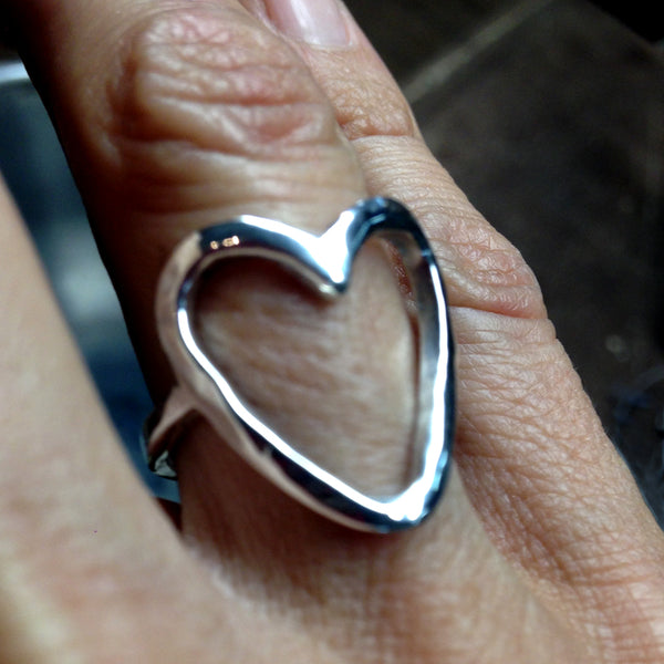 LOVE RING